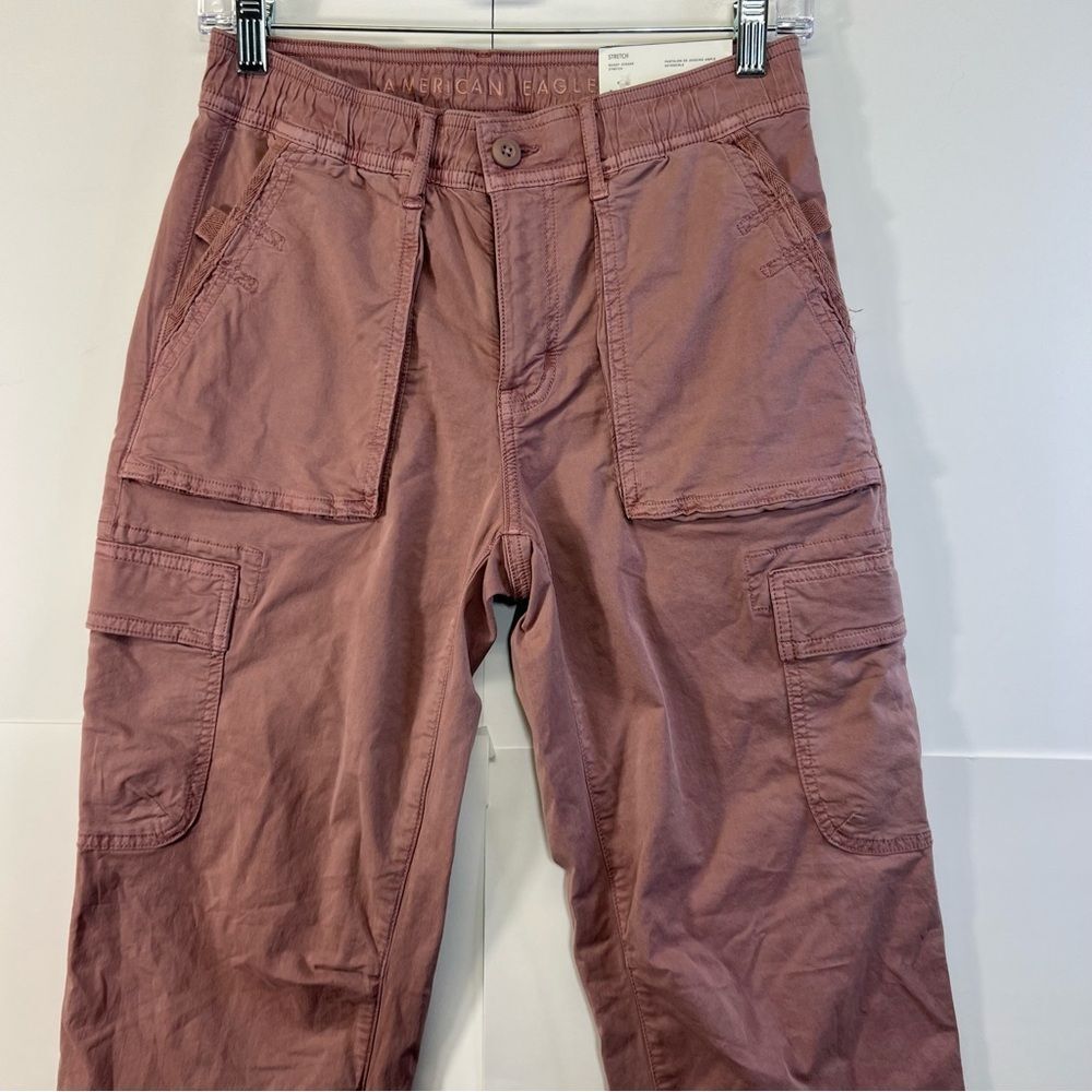 Nwt American Eagle Baggy Jogger Stretch Cargo Size 000 REGULAR
HIGH RISE - Picture 10 of 15